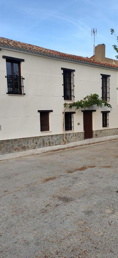 El Molino De Alatoz Villa Luaran gambar