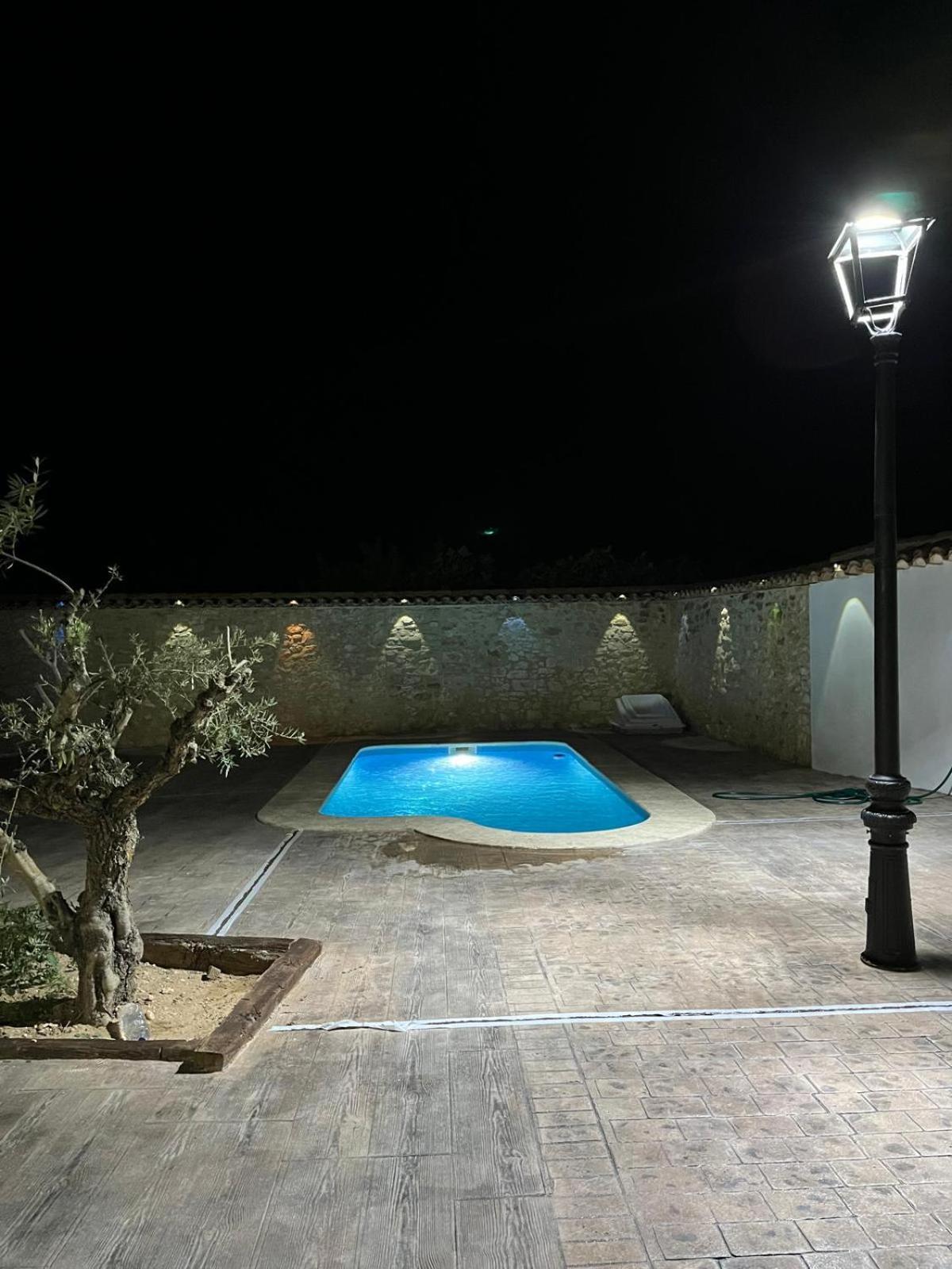 El Molino De Alatoz Villa Luaran gambar