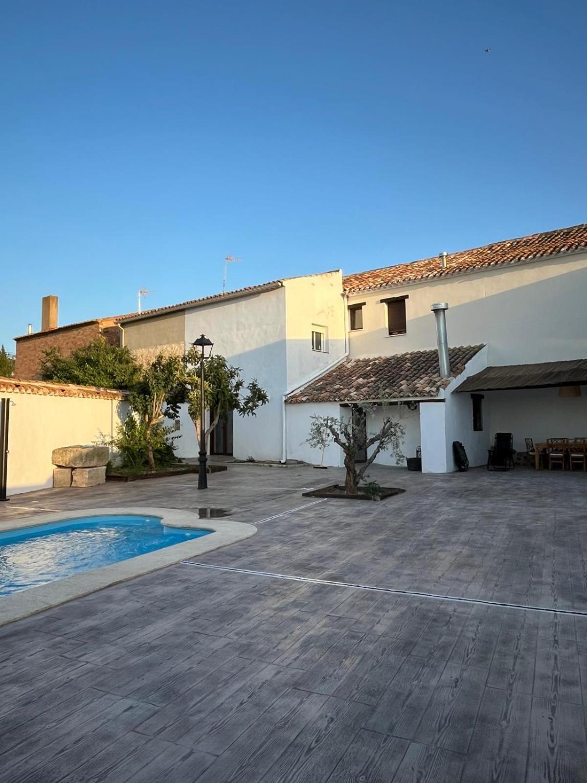 El Molino De Alatoz Villa Luaran gambar