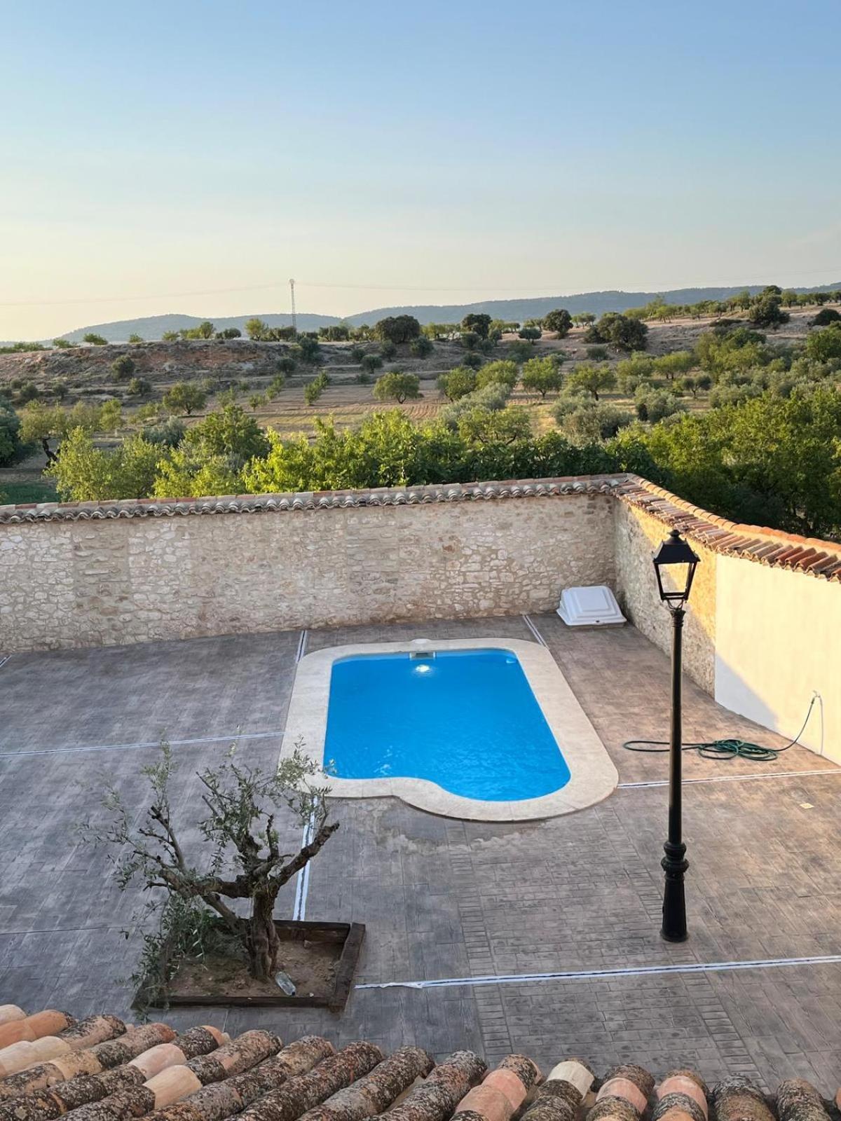 El Molino De Alatoz Villa Luaran gambar
